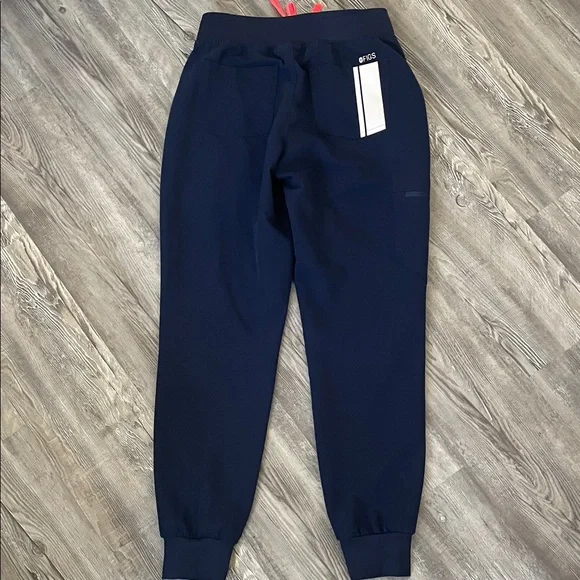 Figs Navy Blue Scrub Set - British Racing Collaboration - Picture 7 of 7